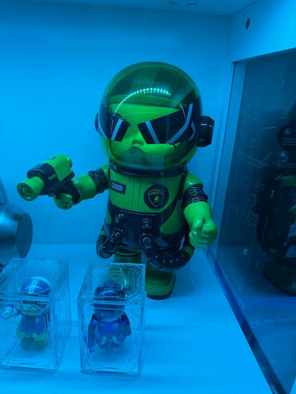 Limited Edition Lamborghini Mega Space Molly Green Astronaut. Gorgeous!!!! - Picture 4 of 4